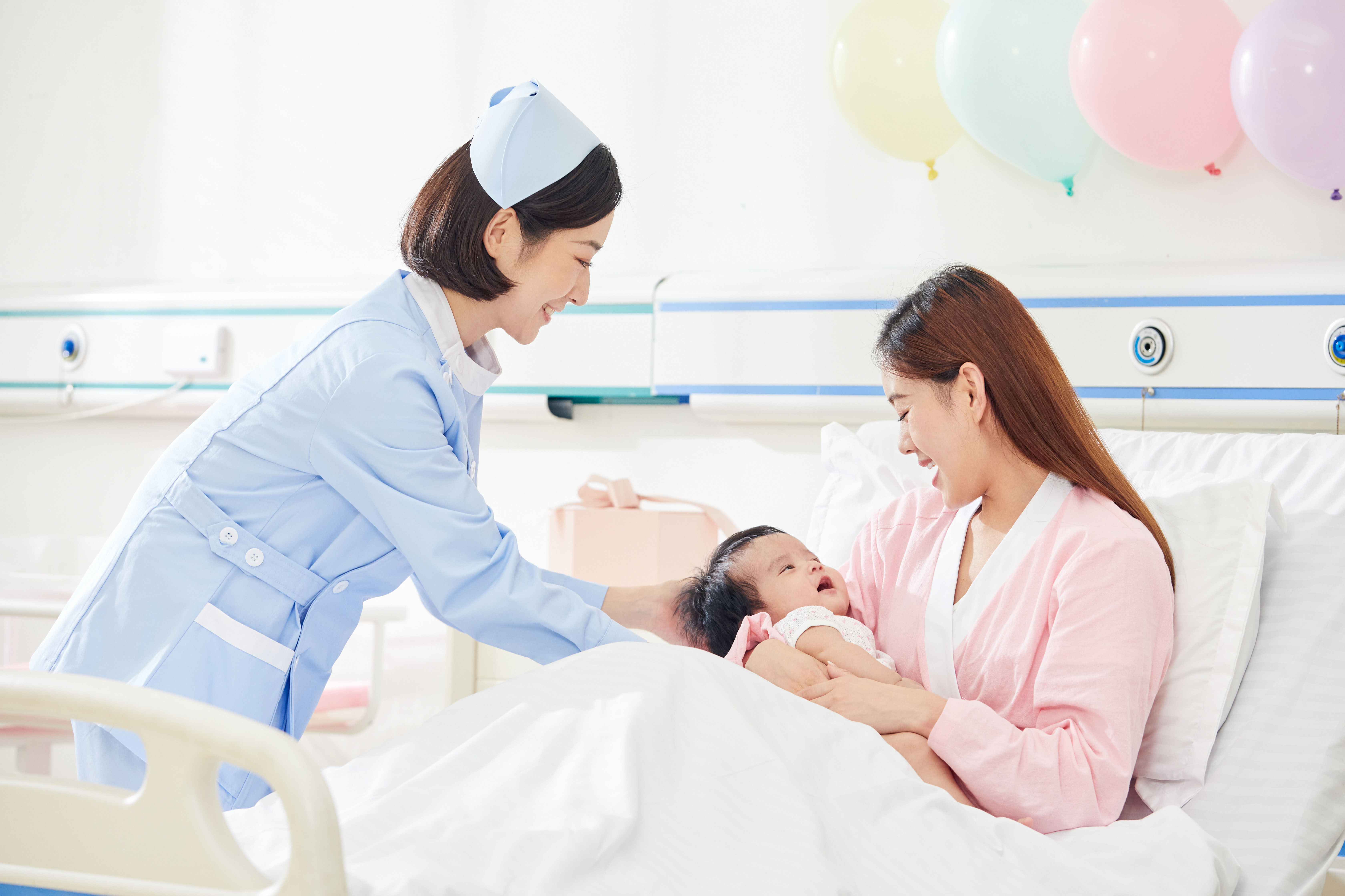 小班喝水策略_小班生活小技能喝水_小班喝水生活活动