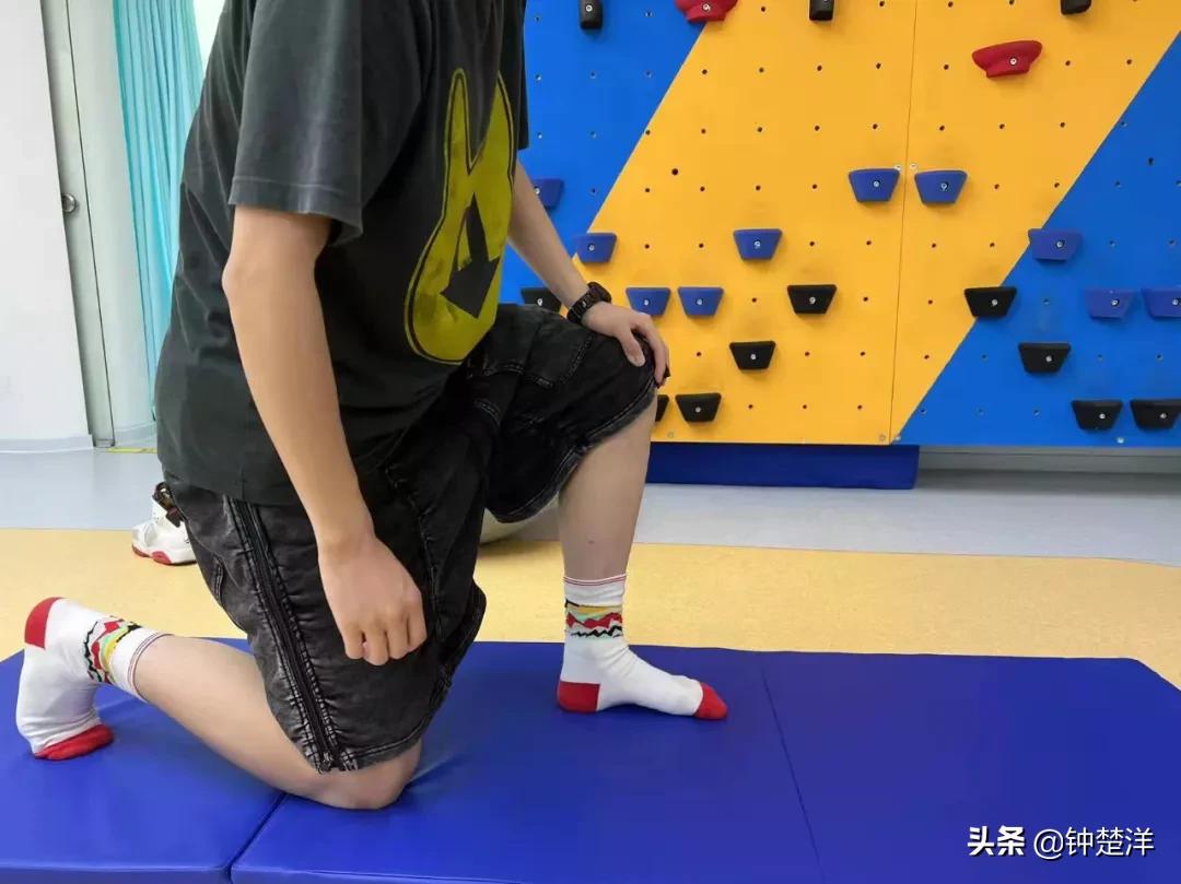 运动脚踝疼怎么办_脚踝疼运动_脚踝疼痛运动减轻休息更疼