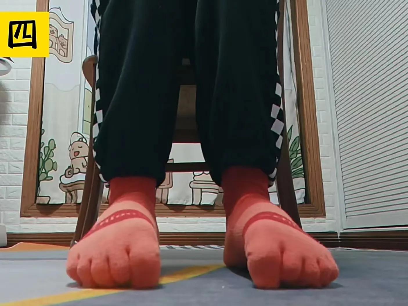 脚踝疼运动_脚踝痛还继续运动会怎么样_运动脚踝疼怎么办