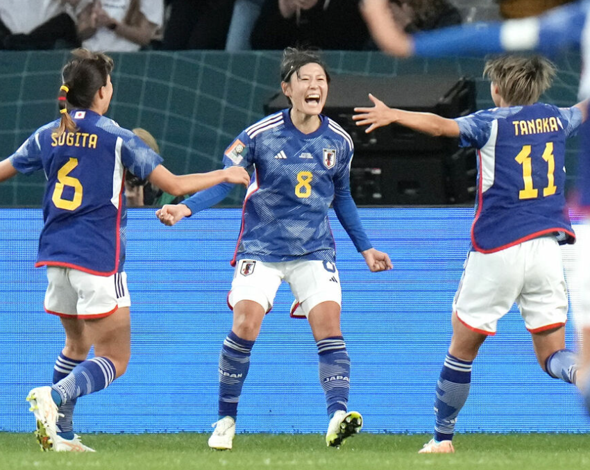 日本足球世界杯冠军目标_日本足球队世界杯冠军_日本足球19年世界杯冠军