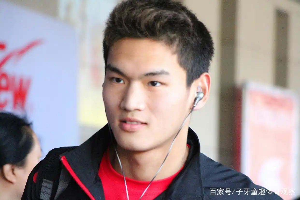 浙江男子游泳队队员_浙江9岁男子游泳冠军是谁_浙江游泳选手