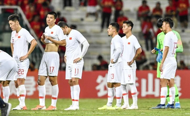 国足足球世界排名_天下足球国足历史成绩排名_国足历史世界排名