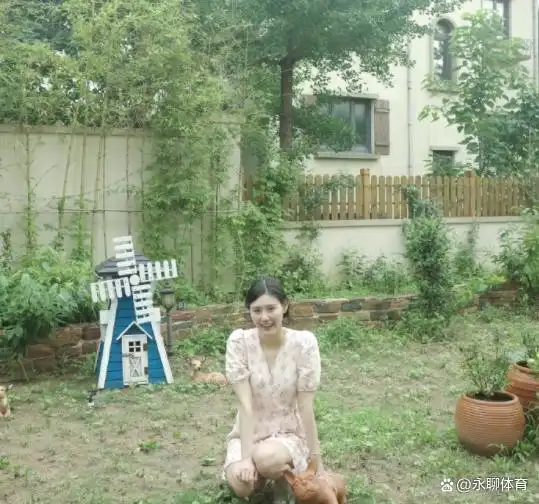 游泳女运动员刘湘_韩国游泳冠军刘湘_游泳冠军刘湘照片