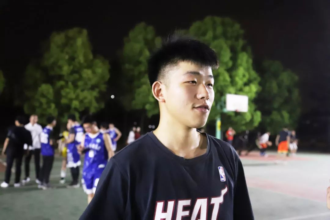 篮球亚洲杯冠军历届冠军_池湖篮球冠军是谁_04年奥运篮球冠军是哪个队
